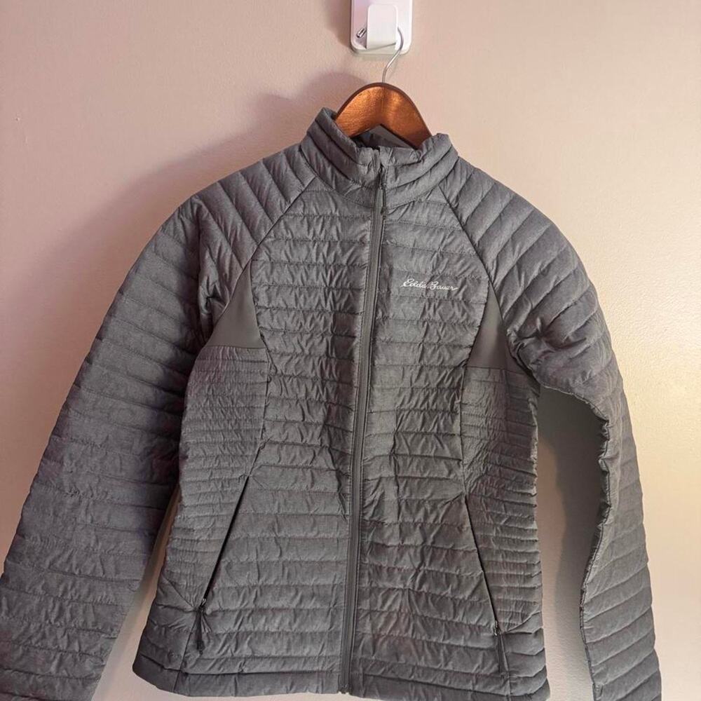 Essential brave gray quilted puffer